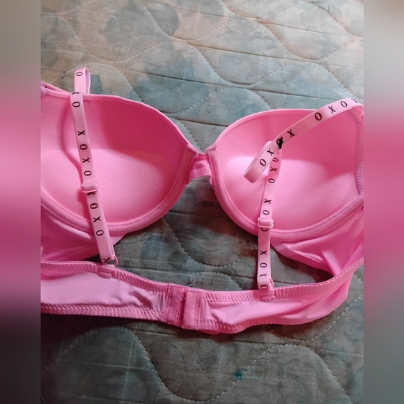 XOXO Vibrant Pink Women's Bra nwot - Picture 2 of 4
